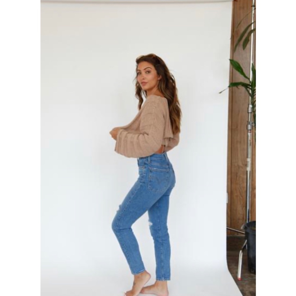 LEVI'S® PREMIUM Wedgie Fit Women's Jeans - Picture 9 of 10